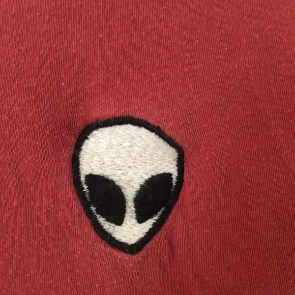 Brandy Melville Red Alien Patch Top- worn once - Picture 6 of 6